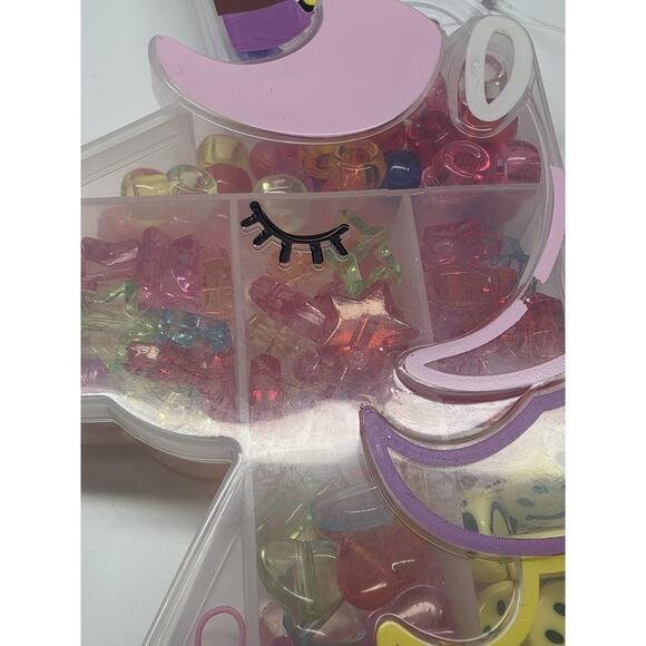 DIY Bracelets Bead Kit Colorful Beads, Emoji, Charms, Stretch Cord, New - Picture 3 of 4